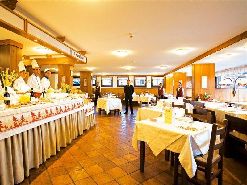 Hotel Ski Club I Cavalieri Rta Colle Colle Sestriere Eksteriør billede