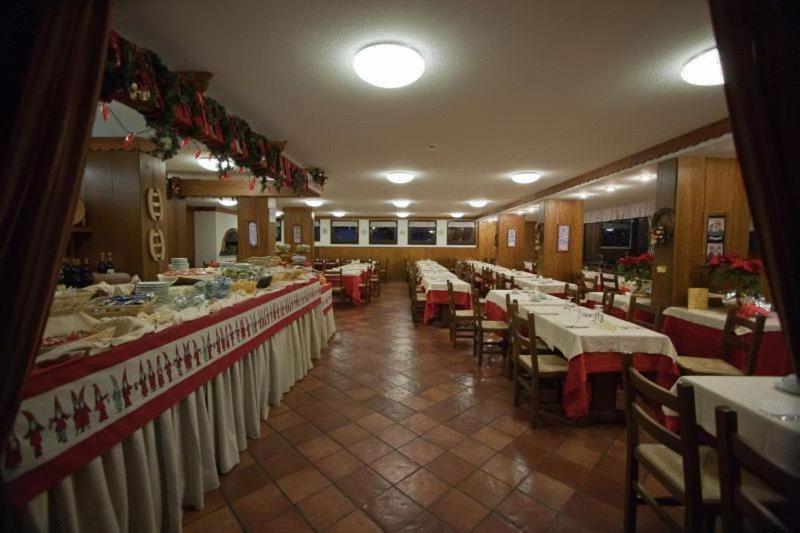 Hotel Ski Club I Cavalieri Rta Colle Colle Sestriere Eksteriør billede